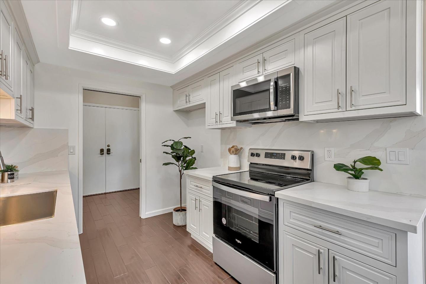 22330 Homestead Road, Unit 106 Cupertino, CA 95014 - Photo 9 of 20 Gallery Image 9