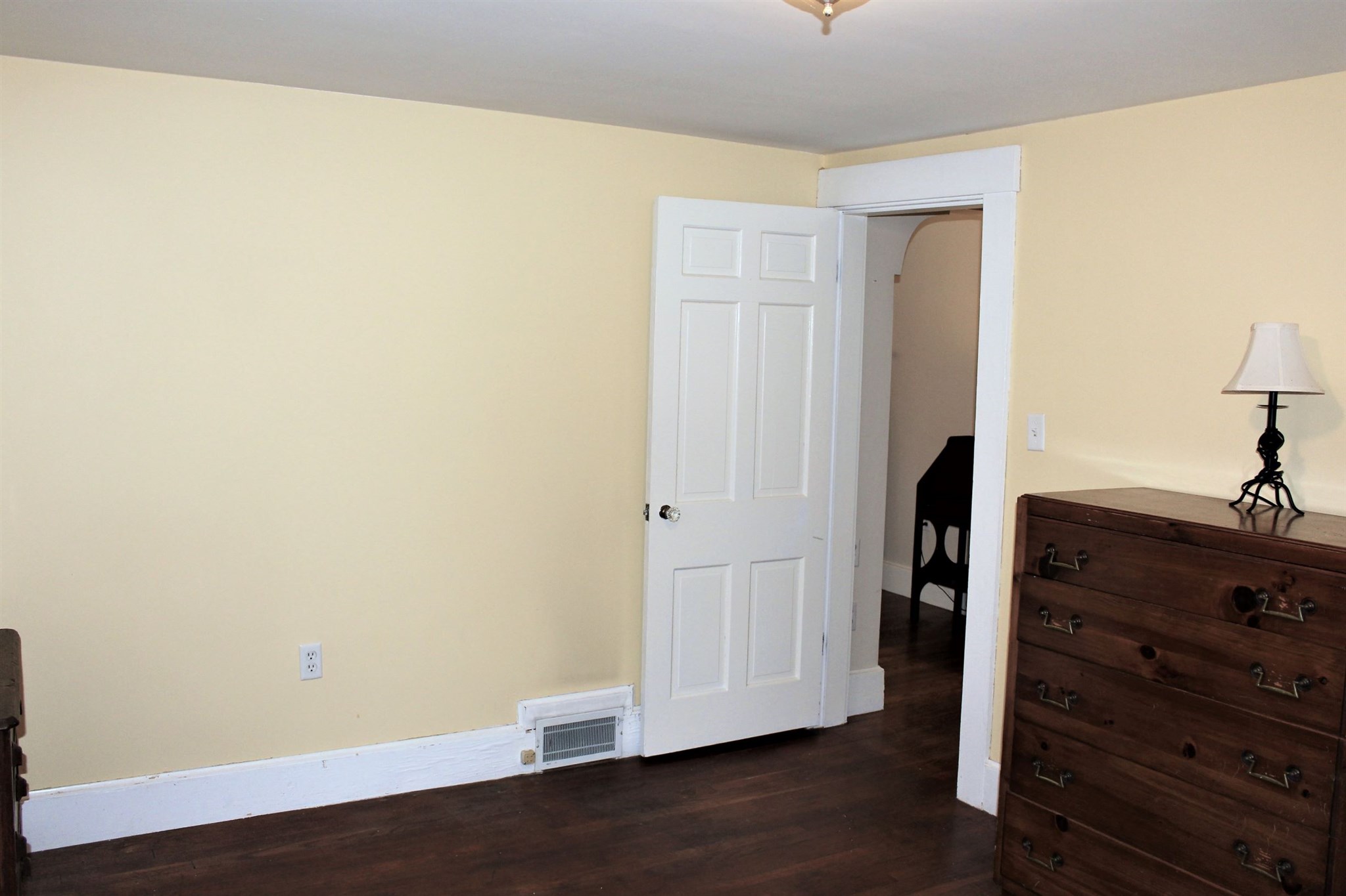 555 Main Street Hopkinton, NH 03229 - Photo 8 of 24