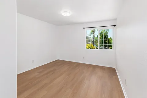 $799,000 | 477 Calle Elegante, Vista, CA 92083