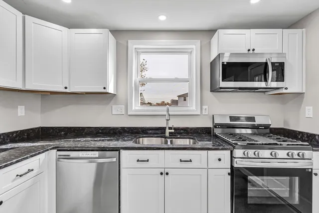 $339,900 | 3 Ellsworth Street, Westfield, MA 01085