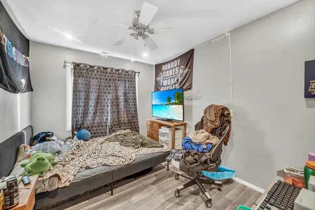 $259,999 | 1269 Court D, Hanover Park, IL 60133