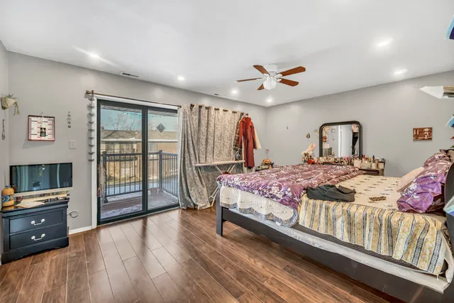 $259,999 | 1269 Court D, Hanover Park, IL 60133