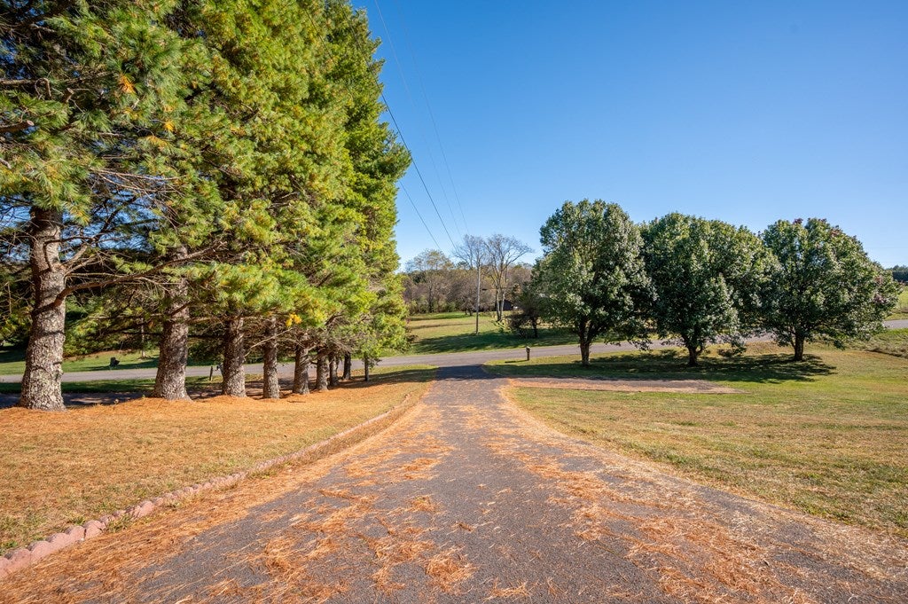 589 Davis Valley Road Rural Retreat, VA 24368 - Photo 57 of 77 Gallery Image 57