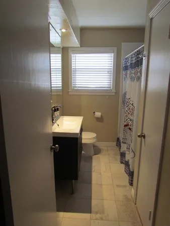 $2,550 | 1709 Gardenia Drive, Houston, TX 77018