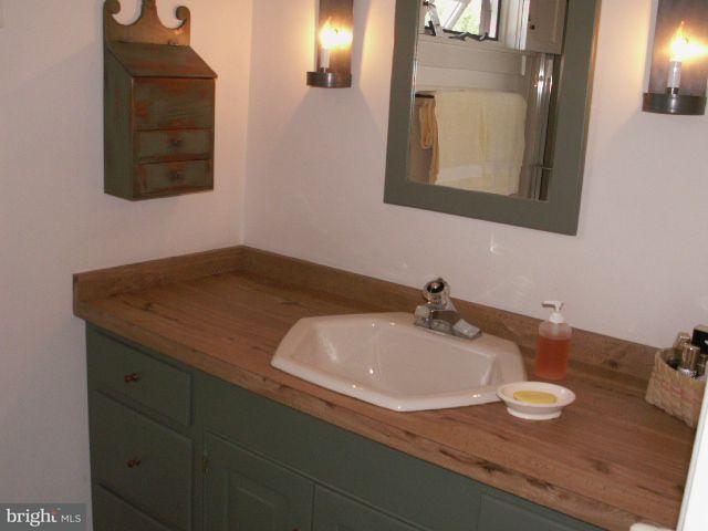 135 Log Cabin Road Newville, PA 17241 - Photo 17 of 25 Gallery Image 17