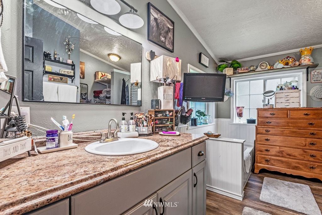 106 Gassman Road Castle Rock, WA 98611 - Photo 18 of 22 Gallery Image 18