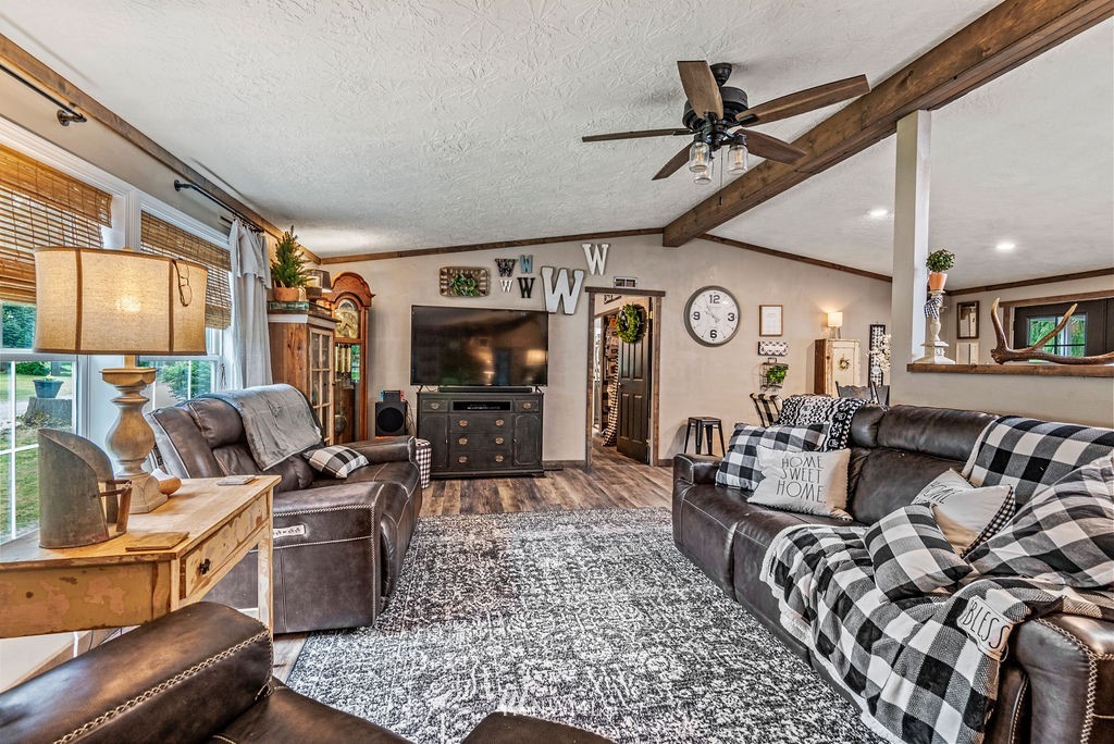 106 Gassman Road Castle Rock, WA 98611 - Photo 6 of 22 Gallery Image 6