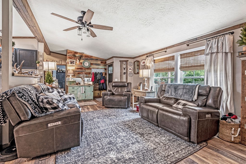 106 Gassman Road Castle Rock, WA 98611 - Photo 8 of 22 Gallery Image 8
