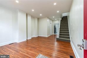 2102 South Opal Street Philadelphia, PA 19145 - Photo 2 of 24