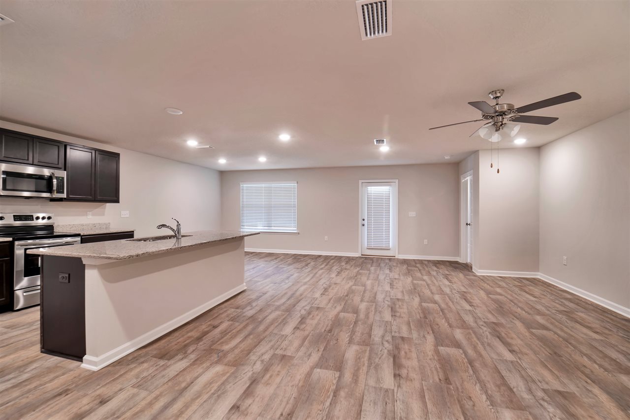 8161 Irwin Loop, Unit 57 KNOX Daphne, AL 36526 - Photo 3 of 12