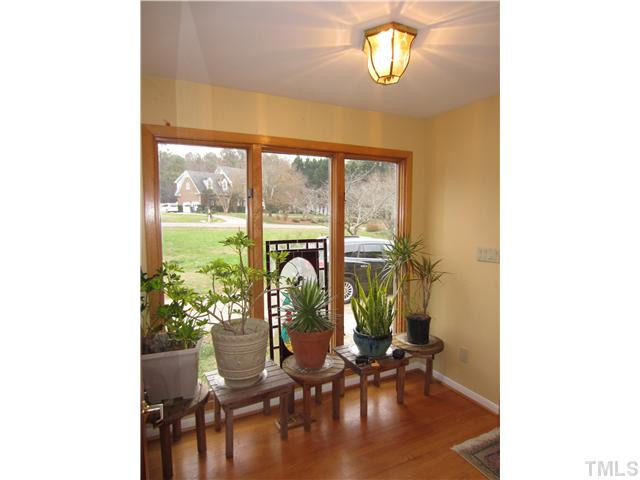 10125 Ethridge Court Raleigh, NC 27615 - Photo 2 of 15 Foyer