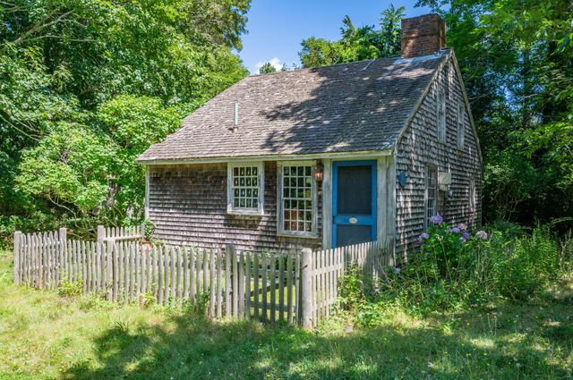 $600,000 | 38 Church Hill Road, Centerville, MA 02632