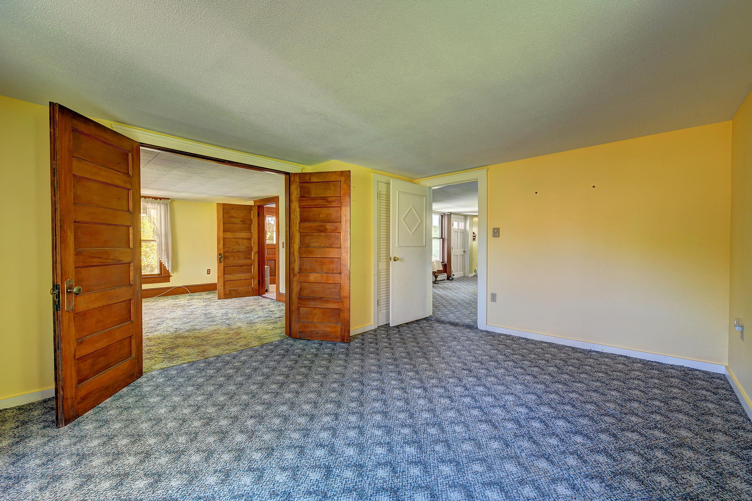52 Glendale Road Stockbridge, MA 01236 - Photo 17 of 37 233 Bedroom 1