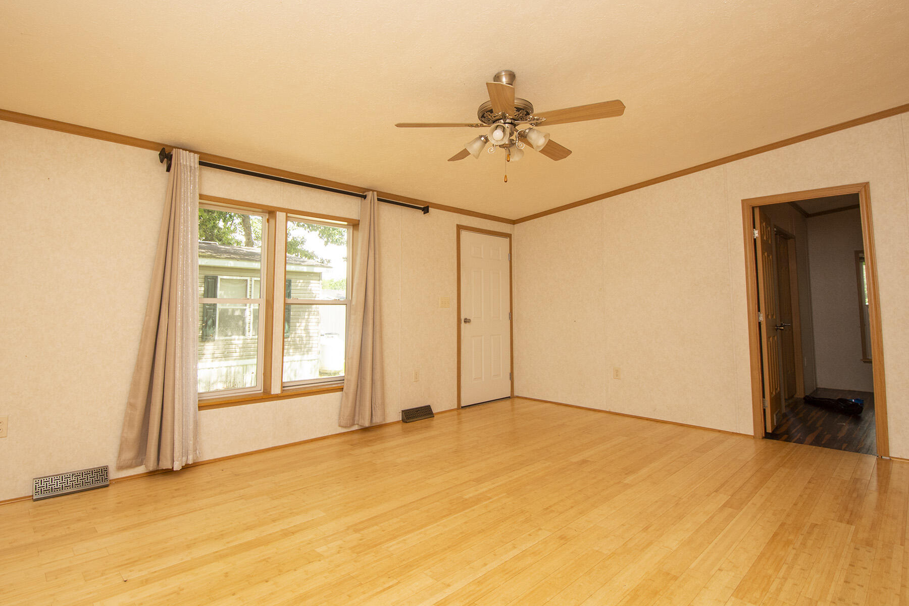 28 Long Street Brunswick, ME 04011 - Photo 6 of 8 _DSC0580MLS