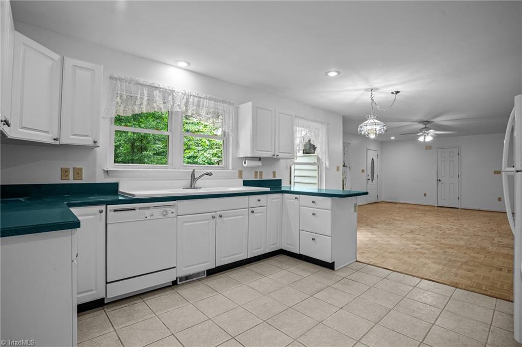 2406 River Run Road Browns Summit, NC 27214 - Photo 21 of 50 Gallery Image 21