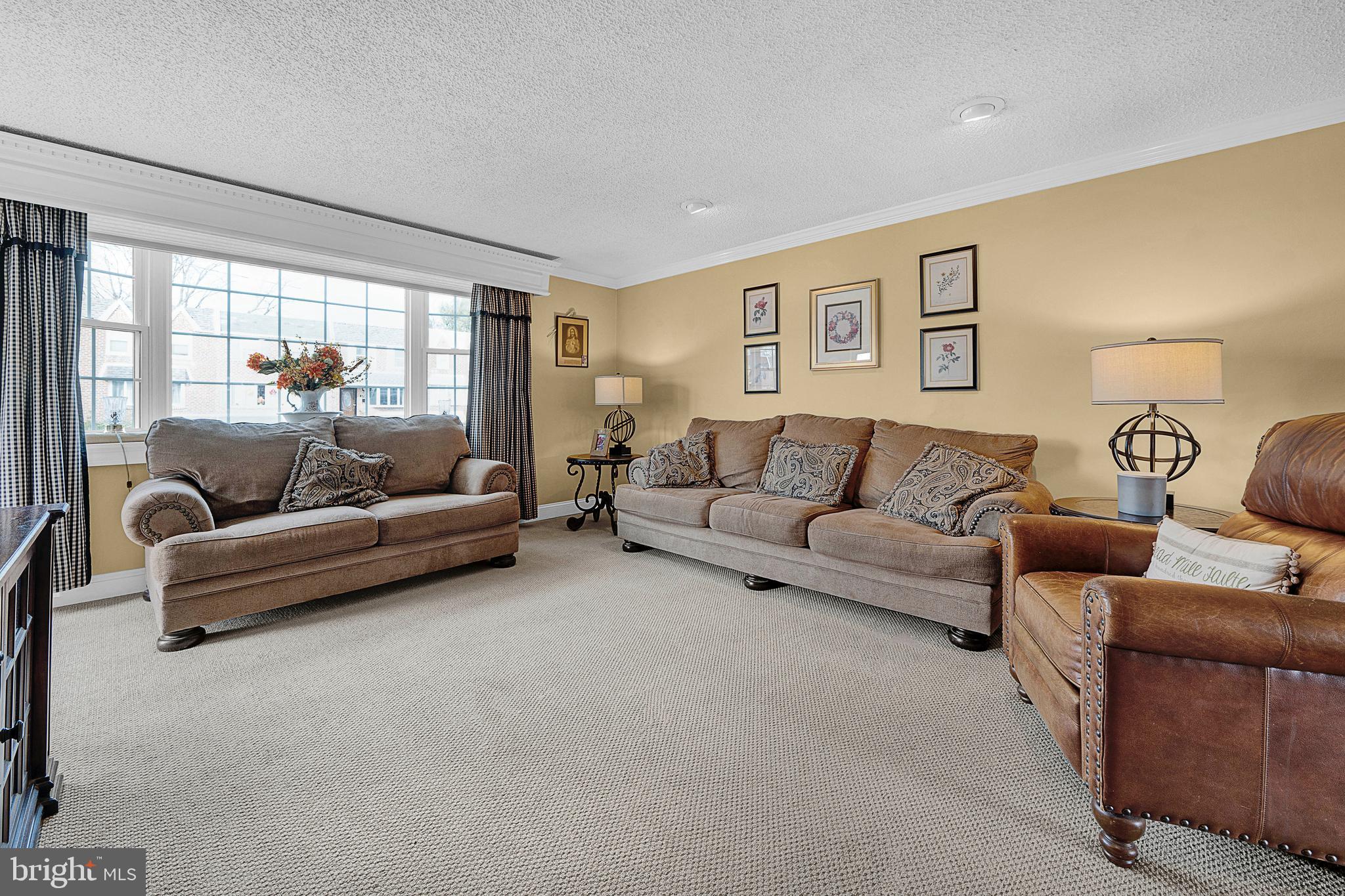11721 Millbrook Road Philadelphia, PA 19154 - Photo 6 of 42 Gallery Image 6