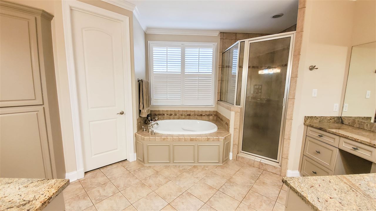 10057 Avent Ridge Cove Collierville, TN 38017 - Photo 12 of 25 Gallery Image 12