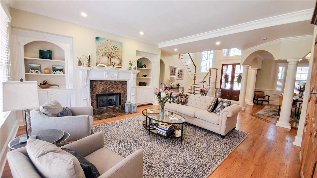 10057 Avent Ridge Cove Collierville, TN 38017 - Photo 4 of 25 Gallery Image 4
