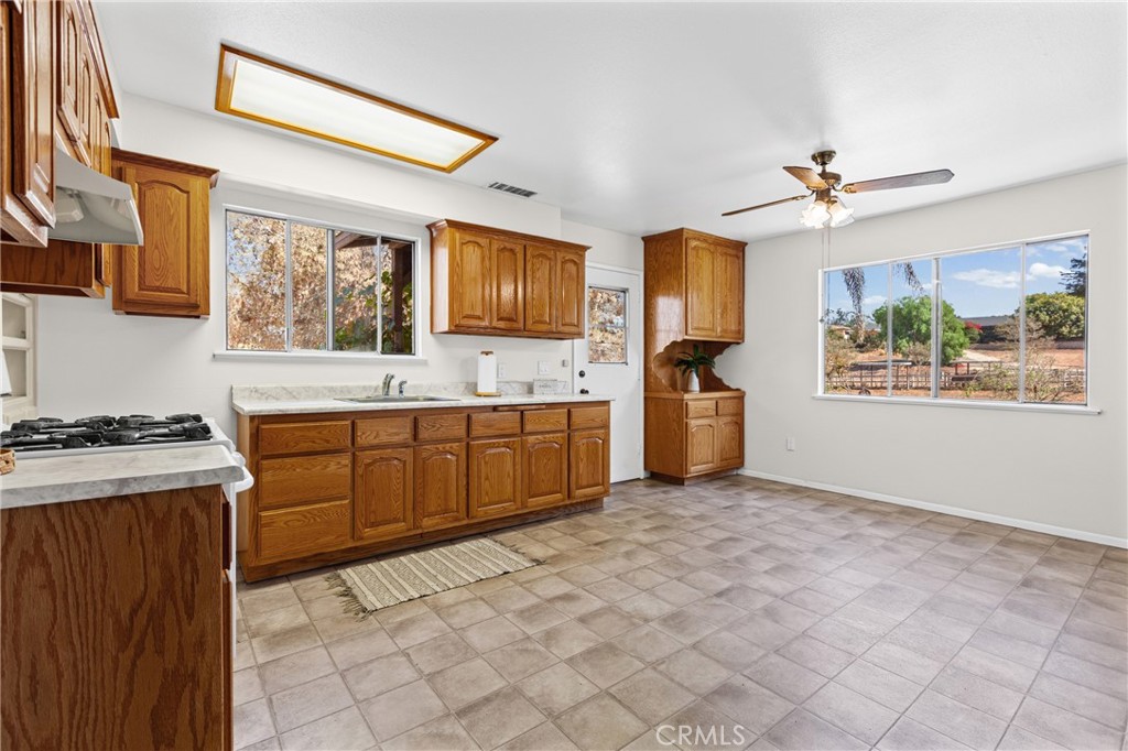 735 Orchard Road Nipomo, CA 93444 - Photo 3 of 49 Spacious Eat-in Kitchen