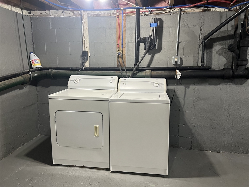 133 Douglas Road Gardner, MA 01440 - Photo 15 of 22 a utility room with dryer and washer