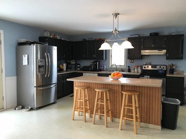 6051 Bancroft Road Bancroft, MI 48414 - Photo 5 of 20 21425340-4.JPG