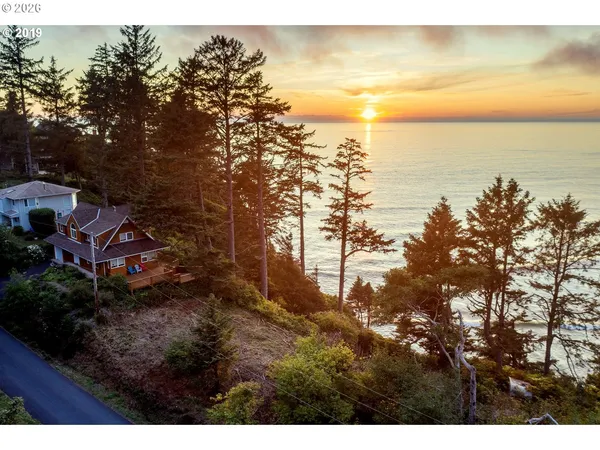 a view of an ocean view