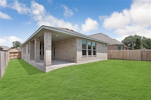 $2,300 | 2608 Granite Hill Drive, Leander, TX 78641