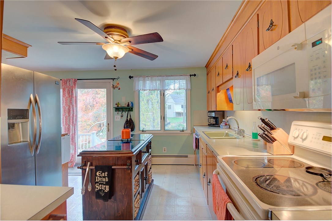 23 Meadowbrook Road Richmond, RI 02898 - Photo 12 of 40
