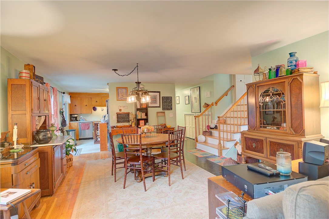23 Meadowbrook Road Richmond, RI 02898 - Photo 6 of 40