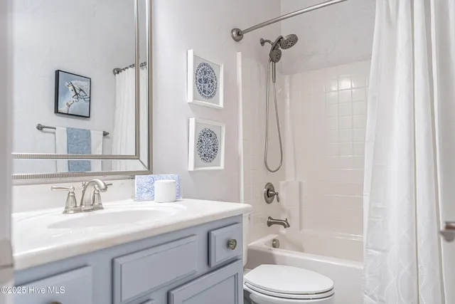 $440,000 | 680 Legacy Lakes Way, Aberdeen, NC 28315