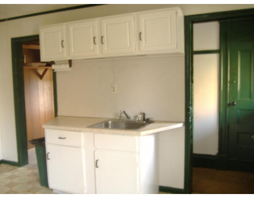 76-78 Bloomfield Street Springfield, MA 01108 - Photo 7 of 15 Gallery Image 7