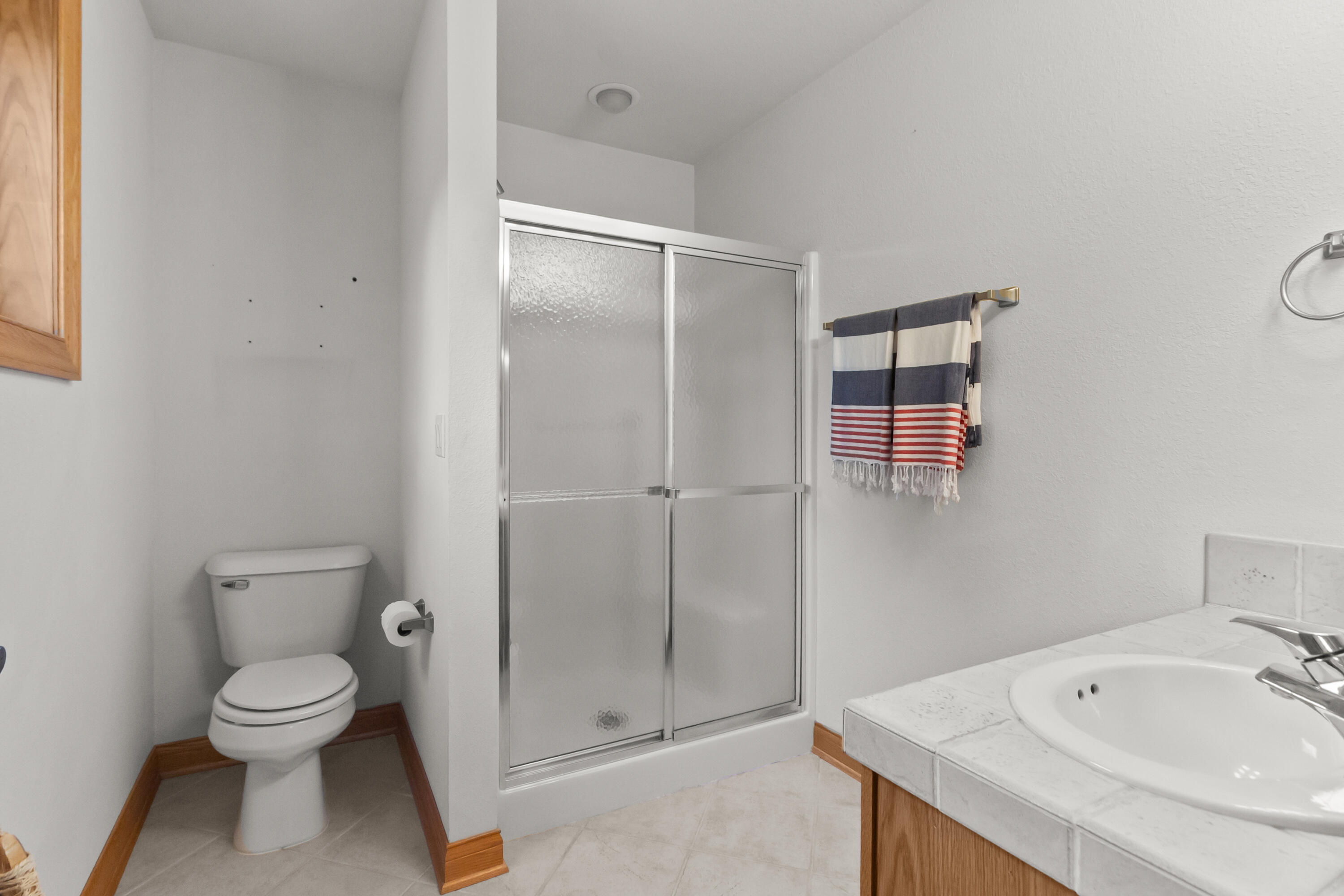 1451 Main Street Delafield, WI 53018 - Photo 21 of 46 Full bath/ensuite