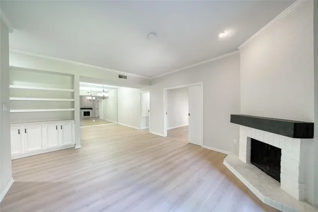 $1,800 | 11711 Memorial Drive, Unit 573, Houston, TX 77024