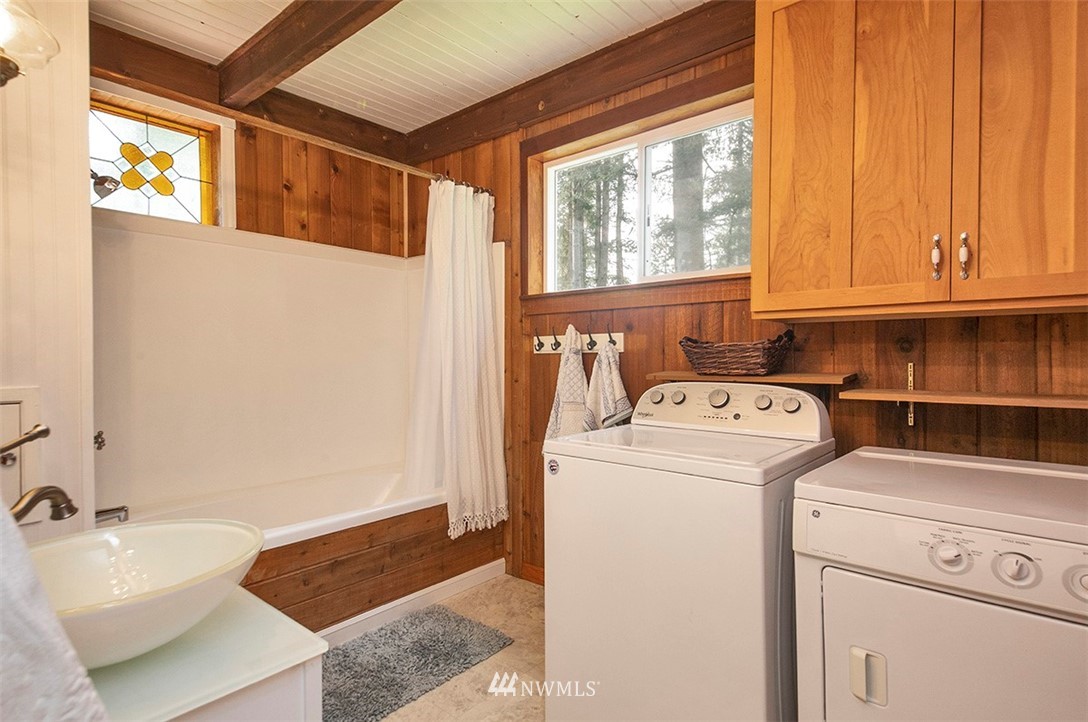 5464 Coles Road Langley, WA 98260 - Photo 14 of 32 Gallery Image 14