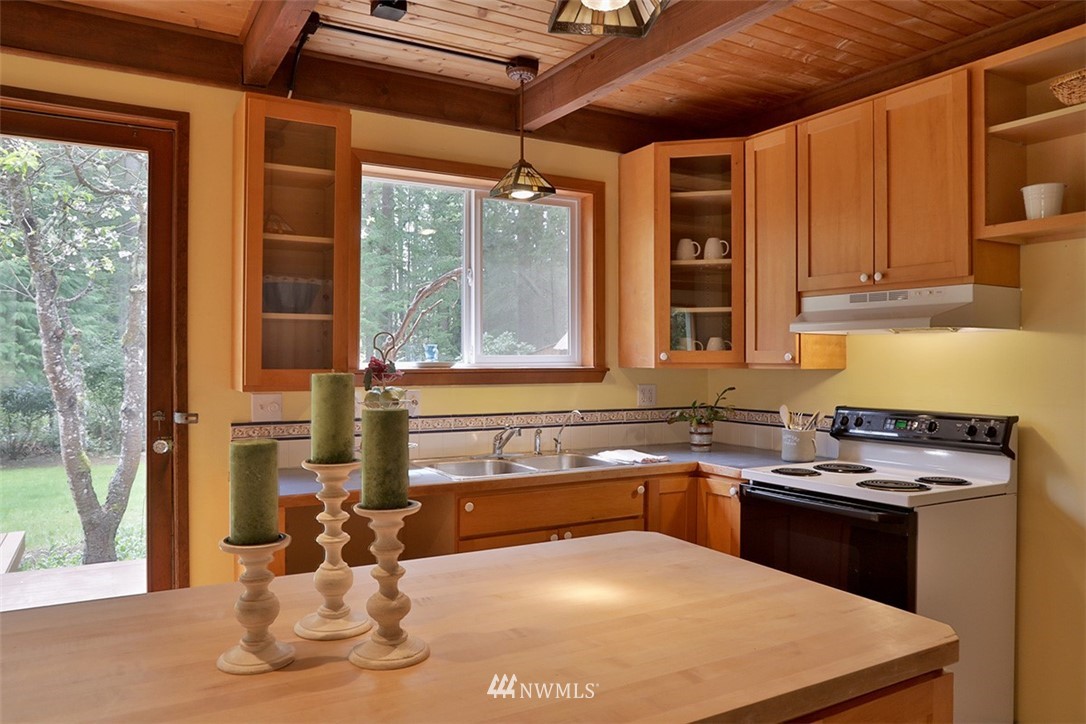 5464 Coles Road Langley, WA 98260 - Photo 10 of 32 Gallery Image 10