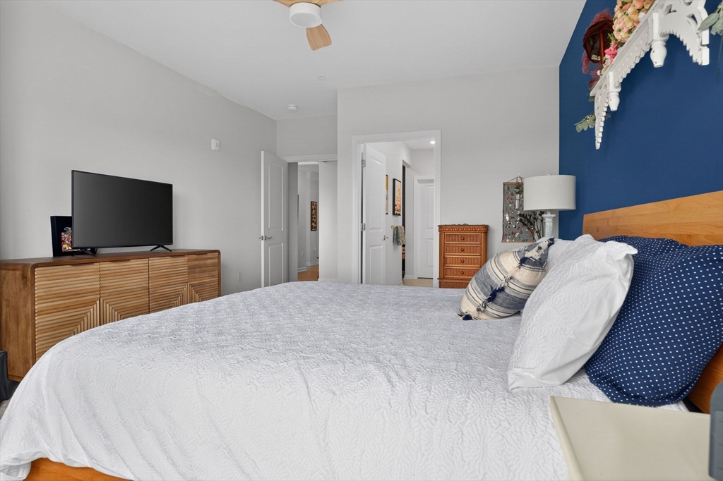1 Codman Way, Unit 312 Westborough, MA 01581 - Photo 16 of 37
