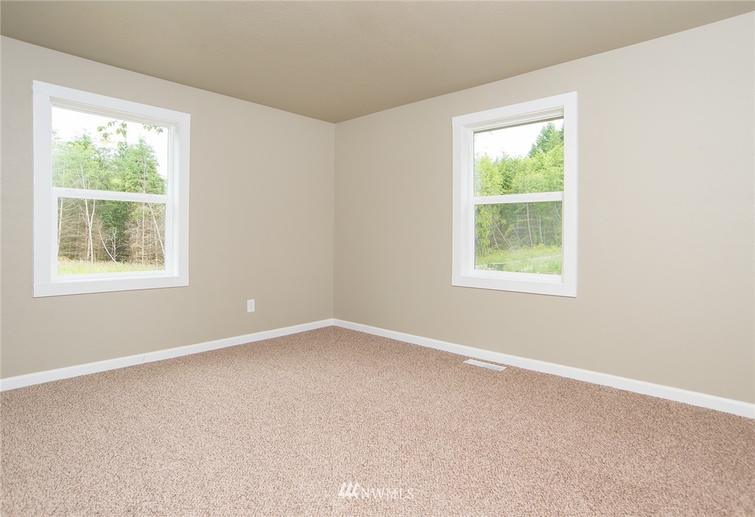 811 Agren Road Castle Rock, WA 98611 - Photo 9 of 15 Gallery Image 9