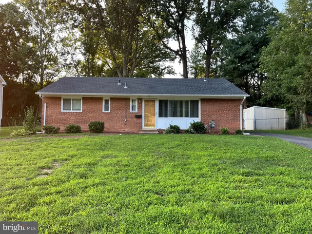 $2,995 | 7406 Kelvin Place, Springfield, VA 22151