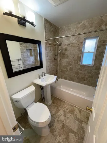 $2,995 | 7406 Kelvin Place, Springfield, VA 22151