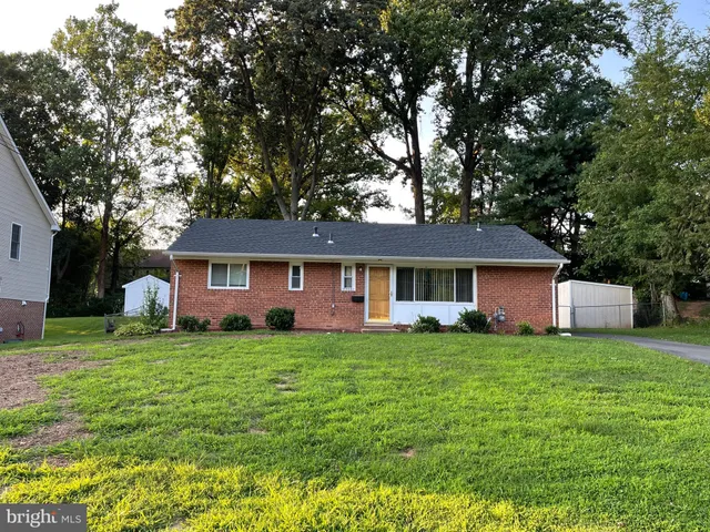 $2,995 | 7406 Kelvin Place, Springfield, VA 22151