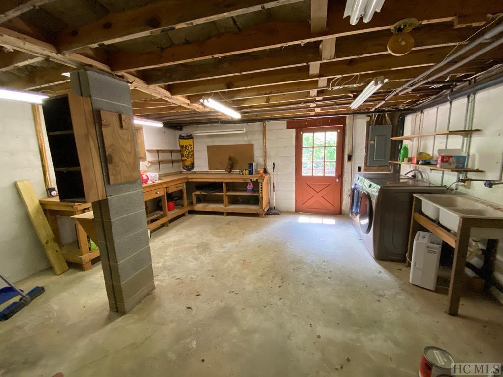 54 Whisper Mountain Road Franklin, NC 28734 - Photo 16 of 25 Gallery Image 16