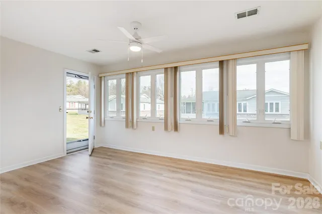 $325,000 | 228 Dartcrest Drive, Hendersonville, NC 28792