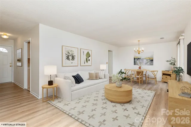 $325,000 | 228 Dartcrest Drive, Hendersonville, NC 28792