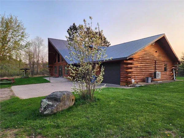 $535,000 | 60047 Finlayson Road, Finlayson, MN 55735