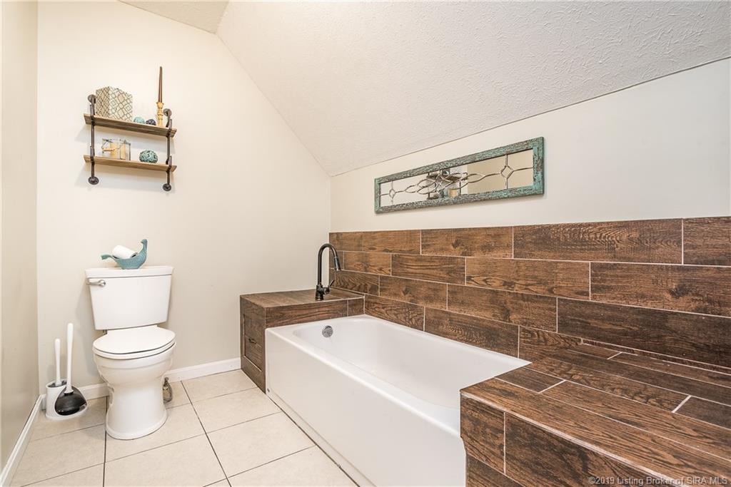 2615 Jericho Road Taswell, IN 47175 - Photo 23 of 42