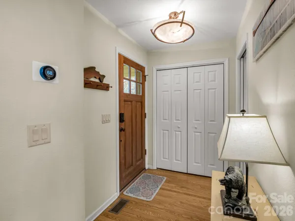 $1,250,000 | 105 Tryon Bay Circle, Lake Lure, NC 28746