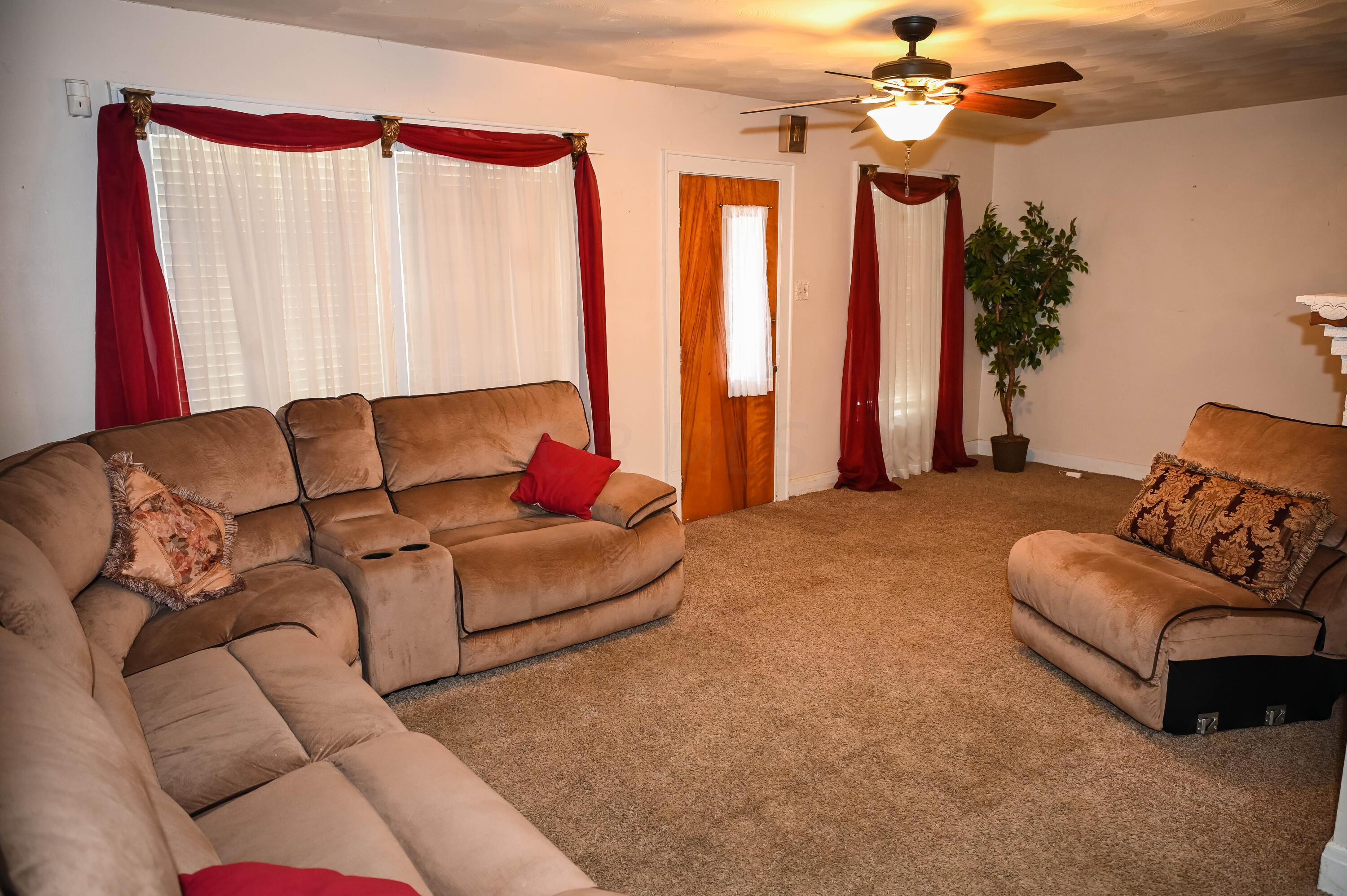 286 Colton Road Columbus, OH 43207 - Photo 4 of 21 Z62_5087