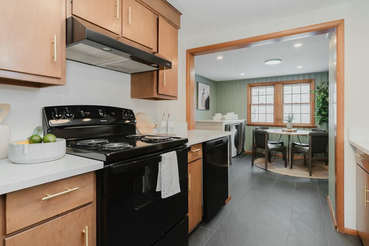 790 Bernhard Road Columbus, OH 43213 - Photo 12 of 36 790 Bernhard