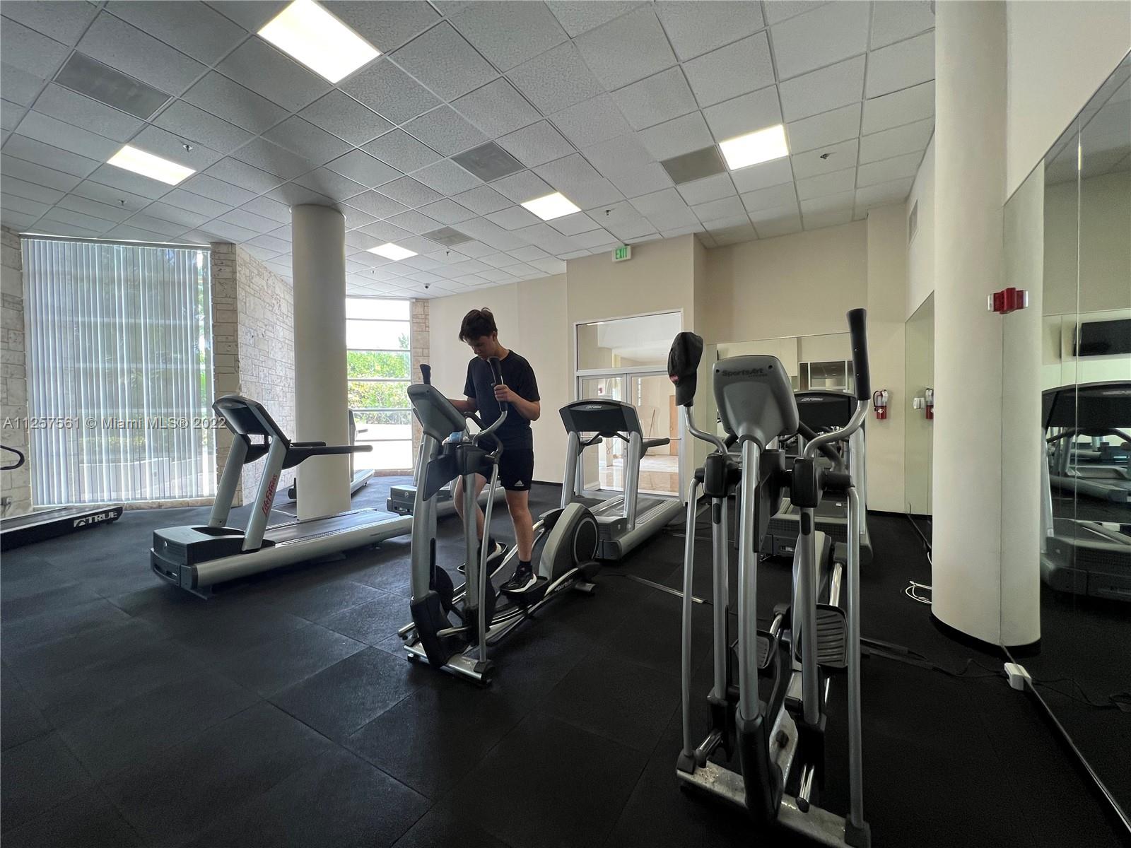 5151 Collins Avenue, Unit 725 Miami Beach, FL 33140 - Photo 25 of 31