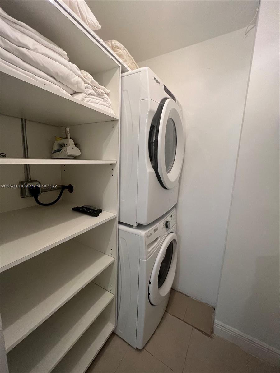 5151 Collins Avenue, Unit 725 Miami Beach, FL 33140 - Photo 10 of 31